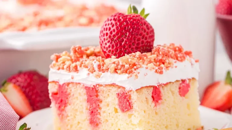 19 Delicious Poke Cake Recipes (you need to try asap)