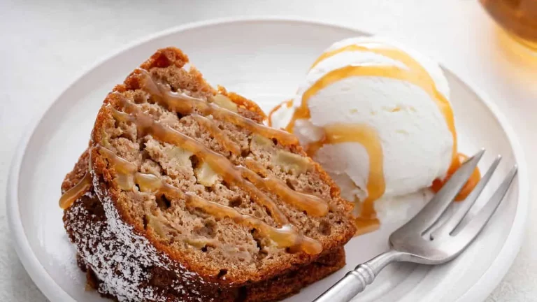 22 Easy Apple Cake Recipes (that taste amazing)