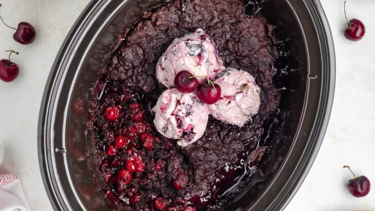 28 Delicious Fruit Dump Cake Recipes (you need to try asap)