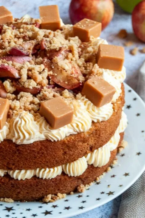 Apple Crumble Cake
