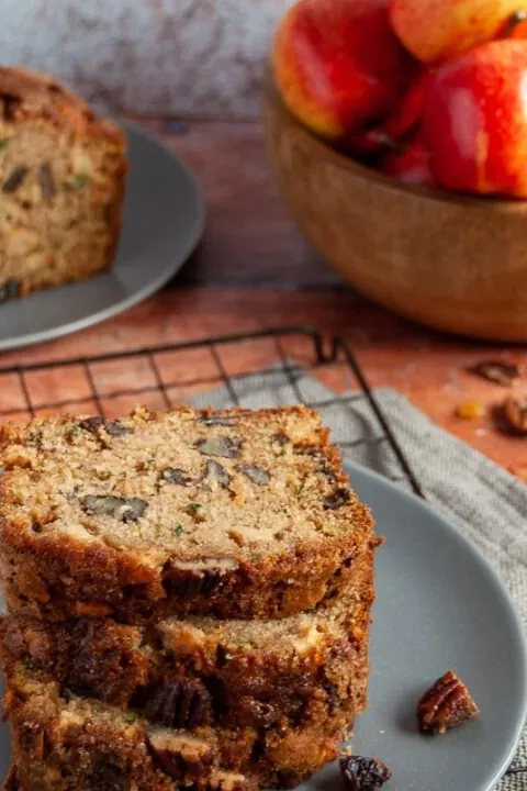 Courgette (Zucchini) and Apple Loaf Cake