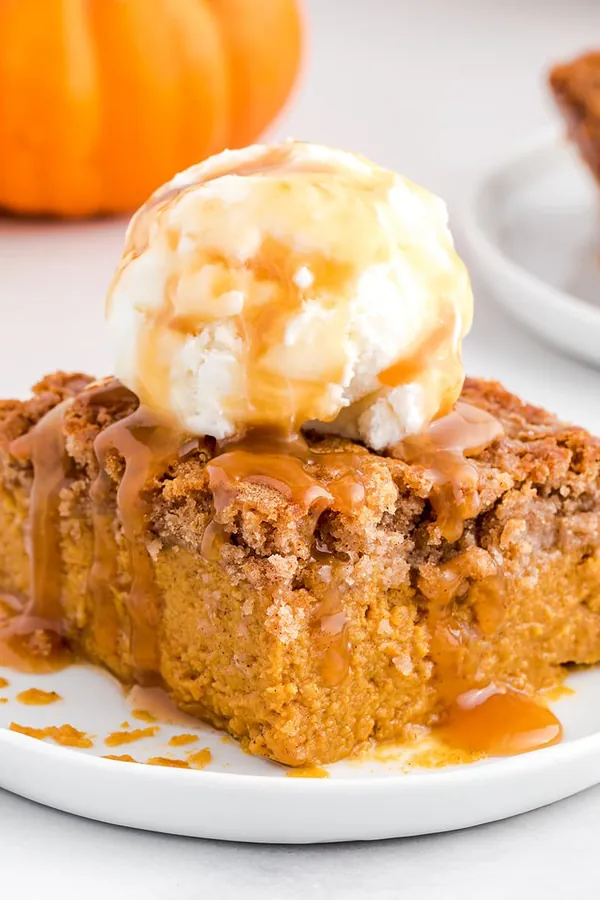 Easy Recipe for Pumpkin Dump Cake