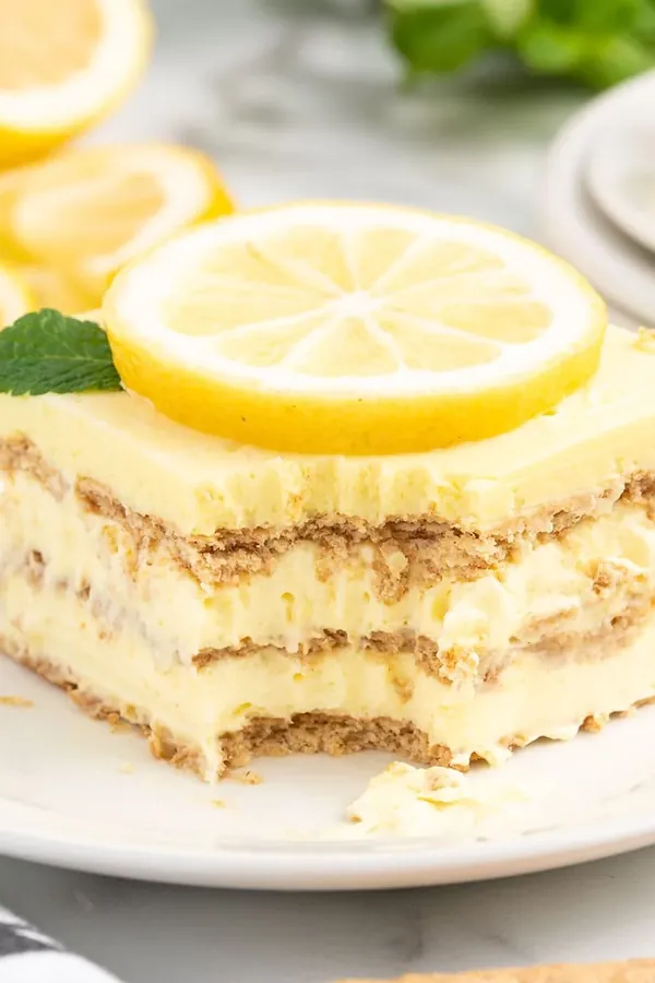 Lemon Eclair Cake