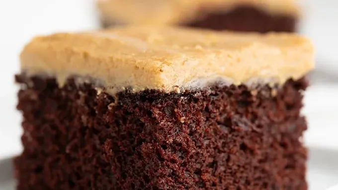 10 Quick One-Bowl Cake Recipes (for when you’re short on time)
