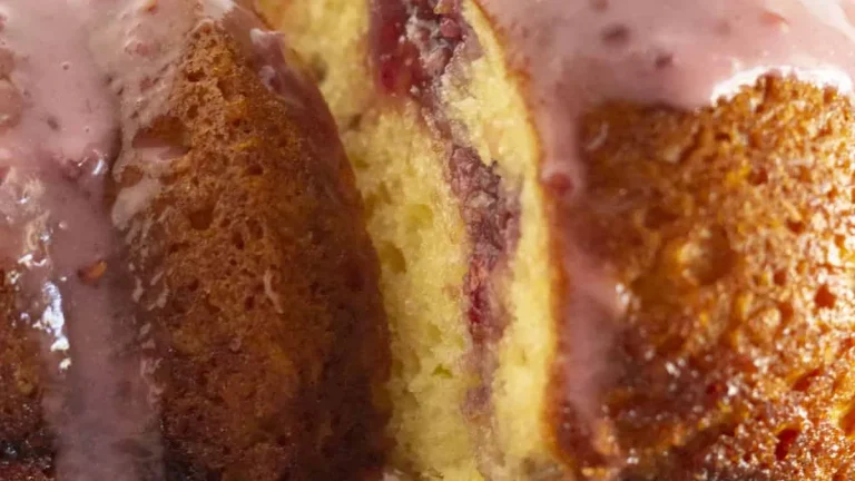 38 Easy Summer Cake Recipes (to make this summer)