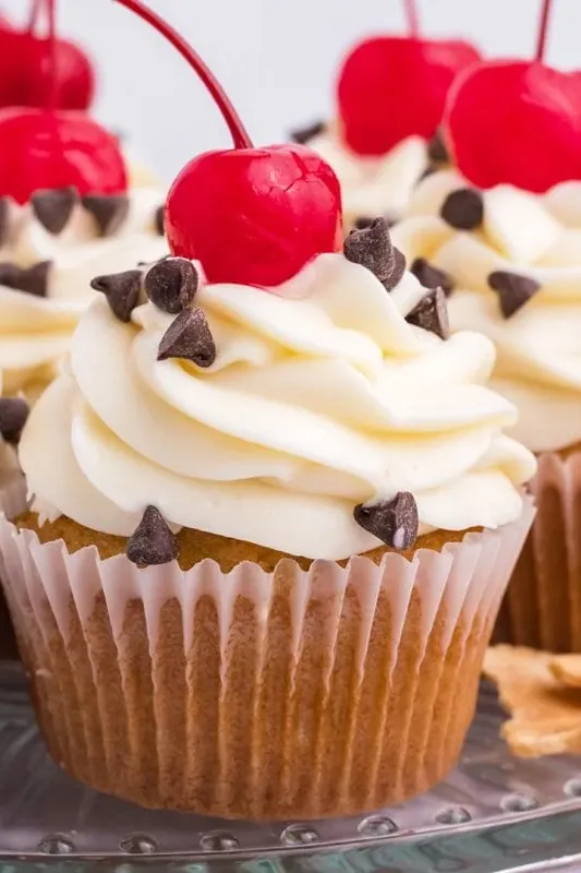 Cannoli Cupcakes