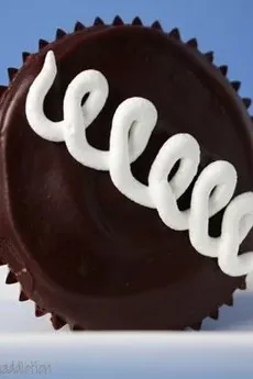 Hostess Inspired Chocolate Cupcakes