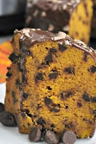 Instant Pot Pumpkin Chocolate Chip Cake