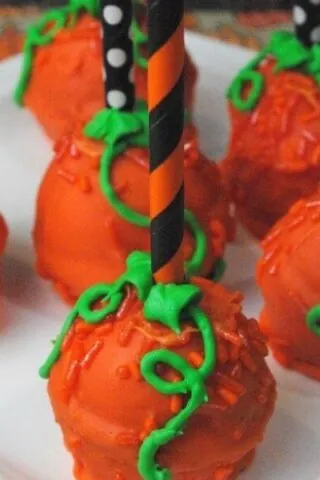 Pumpkin Cake Pops