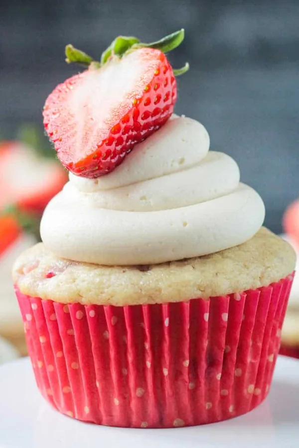 Vegan Strawberry Cupcakes