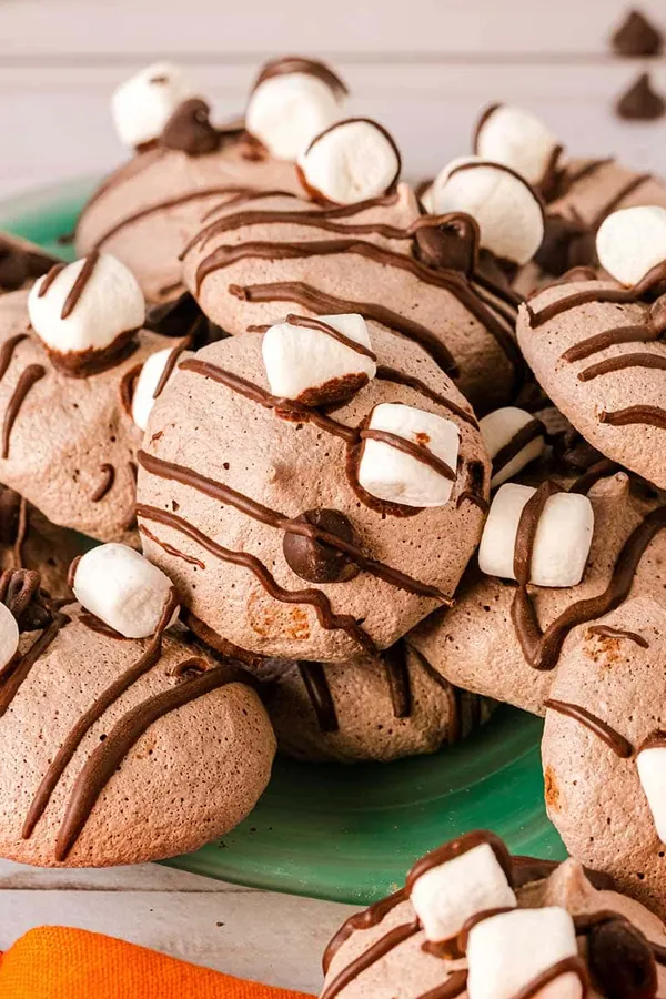 Mexican Hot Chocolate Meringue Cookies