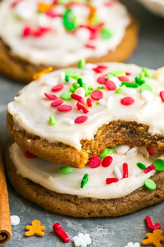 Soft Gingerbread Cookies