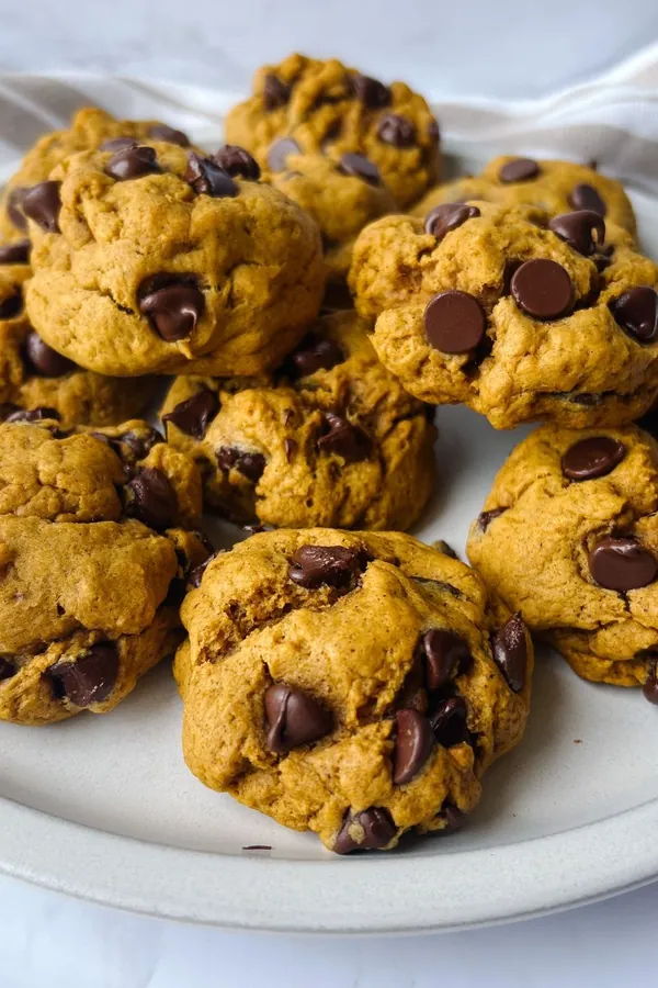 Tahini Pumpkin Chocolate Chip Cookies