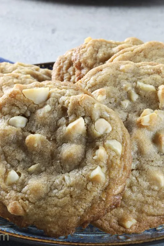 White Chocolate Chip Macadamia Cookies
