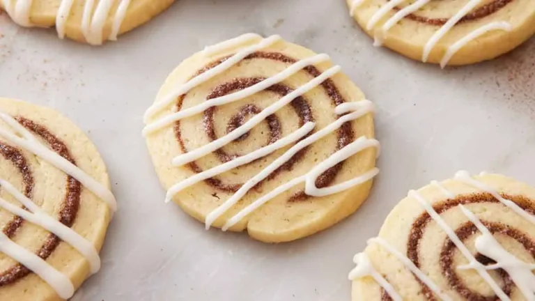 11 Tasty Cinnamon Cookie Recipes (You’ll Want to Make Again)