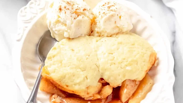 11 Cozy Fall Cobbler Recipes (you’ll want to make again)
