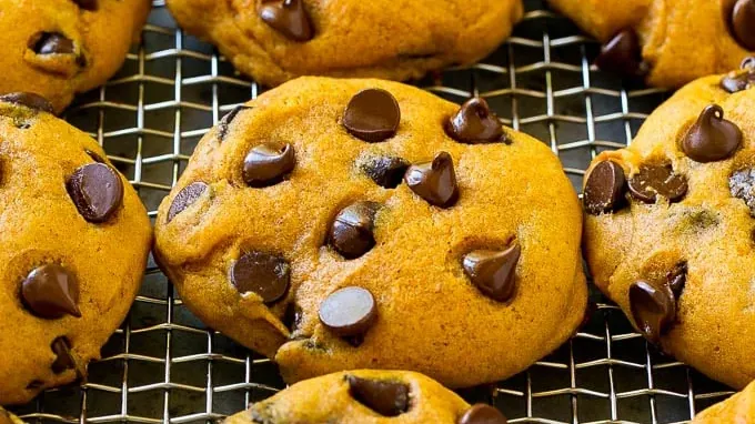 12 Tasty Harvest Cookie Recipes (That You’ll Want To Make Again)