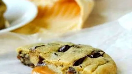 17 Sweet Caramel Cookie Recipes (You’ll Want to Make Again)