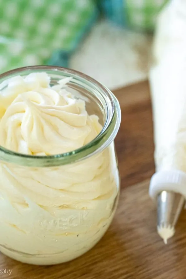 Best Homemade Cream Cheese Icing