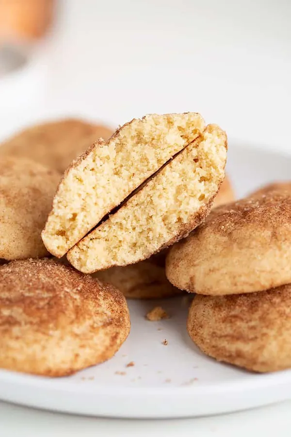 Chewy Snickerdoodle Cookies