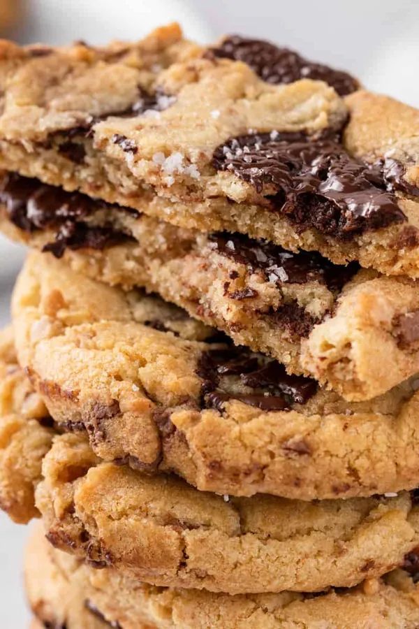 Chocolate Chip Cookies with Brown Butter and Toffee