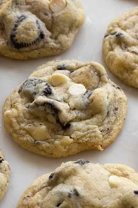 Cookies and Cream Cookies