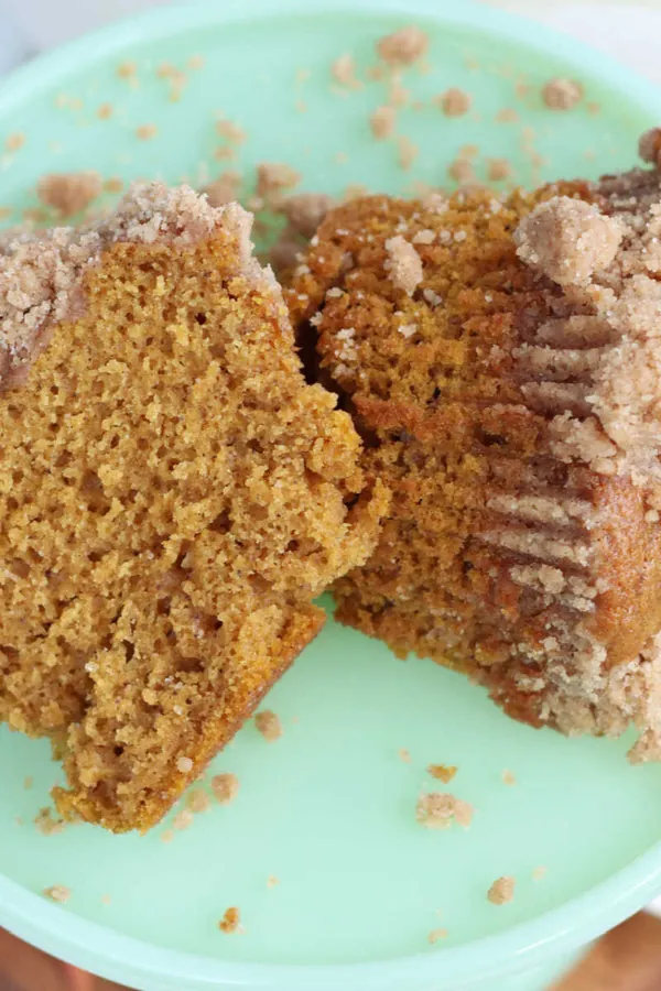 Pumpkin Crumb Muffins