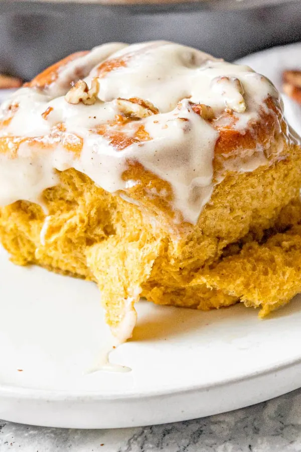 Pumpkin Spice Cinnamon Rolls