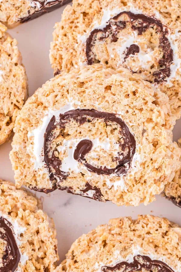 Rolled S'mores Rice Krispie Treats