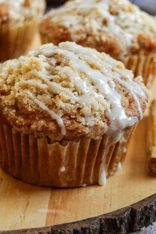 Spiced Apple Crumble Muffins 