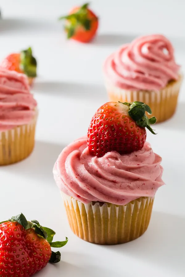 Strawberry Cream Cheese Frosting