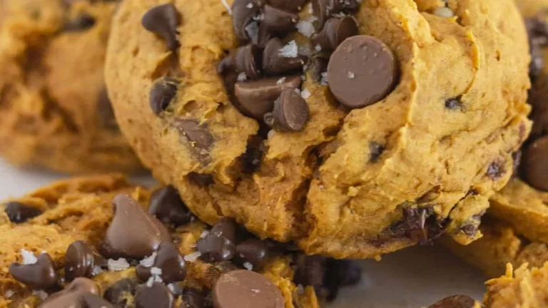 10 Cozy Pumpkin Chocolate Chip Cookies (That Taste Amazing)