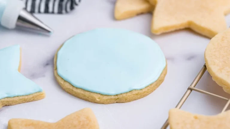 22 Adorable Sugar Cookie Cutouts (That Everyone Will Love)