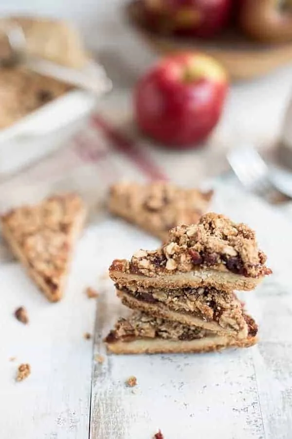 Apple Cranberry Crumble Bars