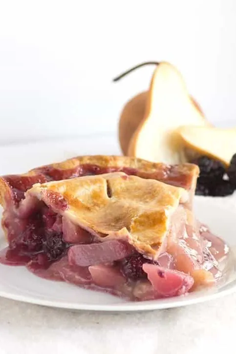 Blackberry Pear Pie