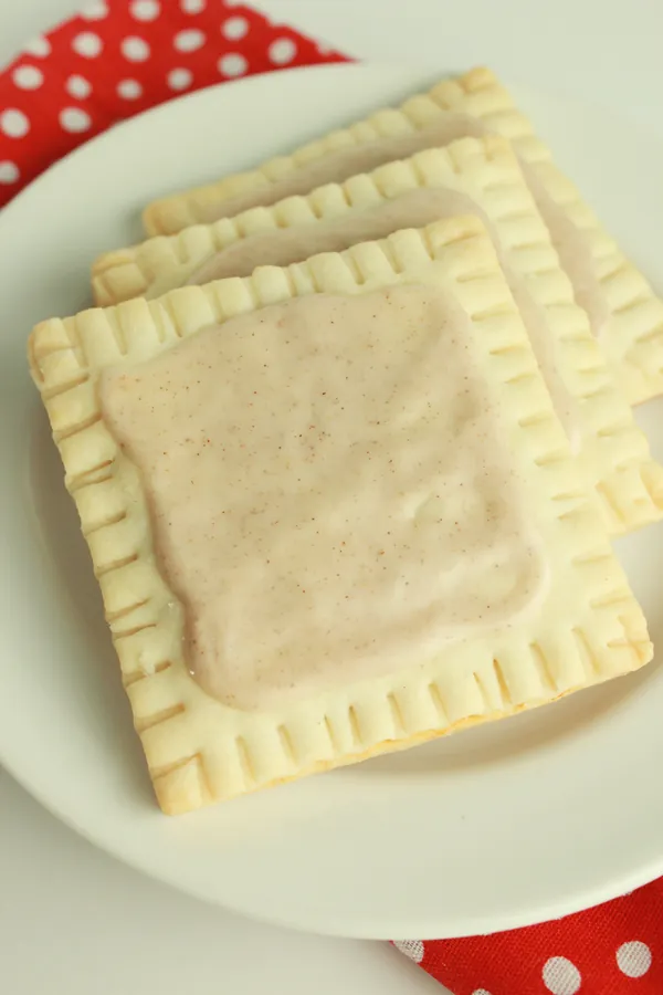 Brown Sugar Cinnamon Pop Tarts (Copycat Recipe)