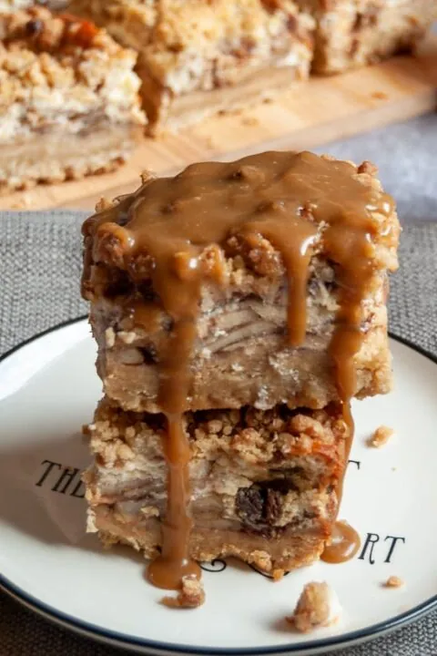 Caramel Apple Cheesecake Bars