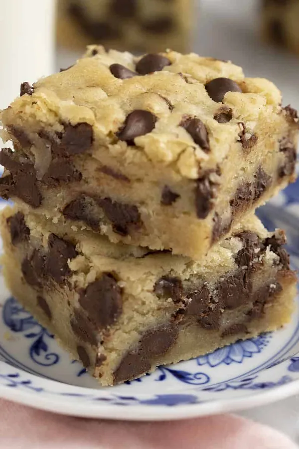 Chocolate Chip Cookie Bars