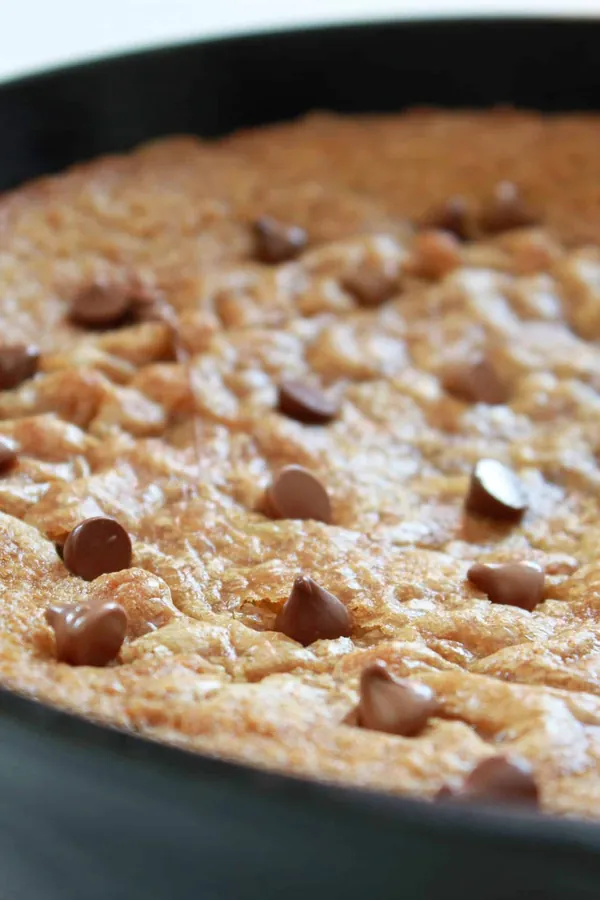 Chocolate Chip Skillet Pizookie
