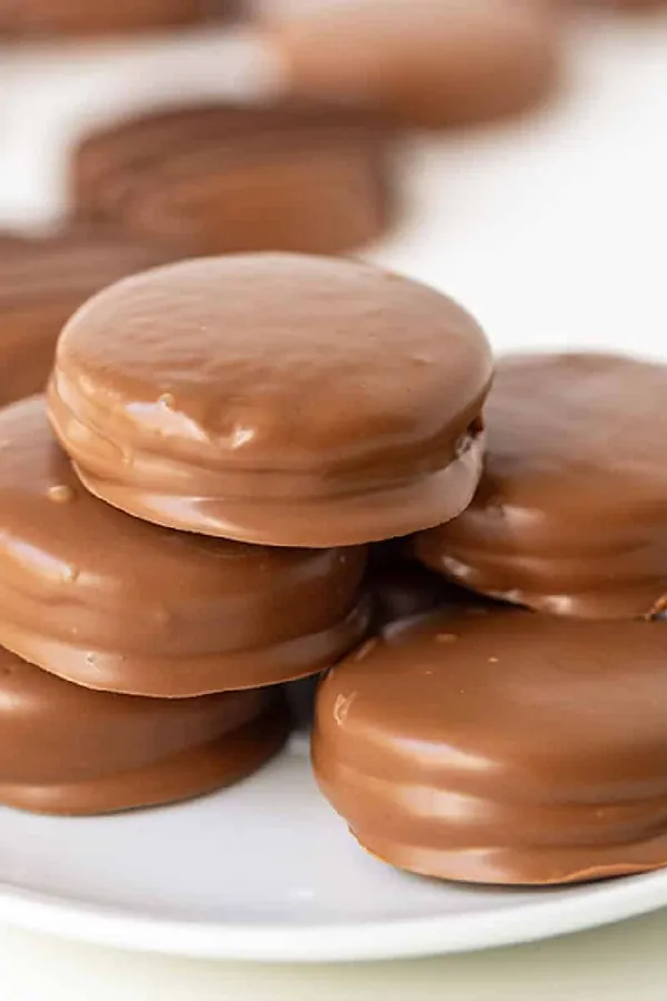 Chocolate Covered Oreos