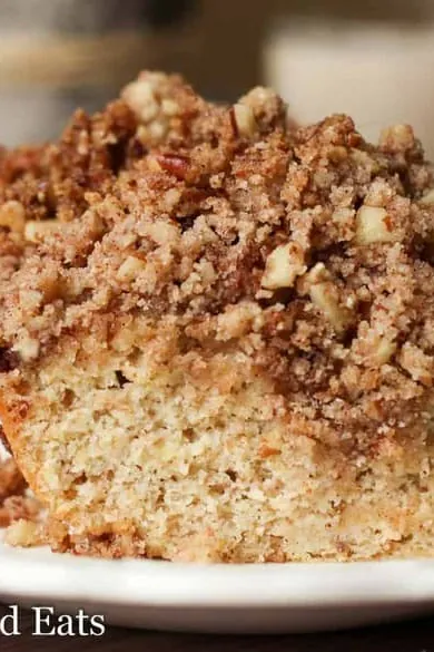 Cinnamon Pecan Crumb Cake