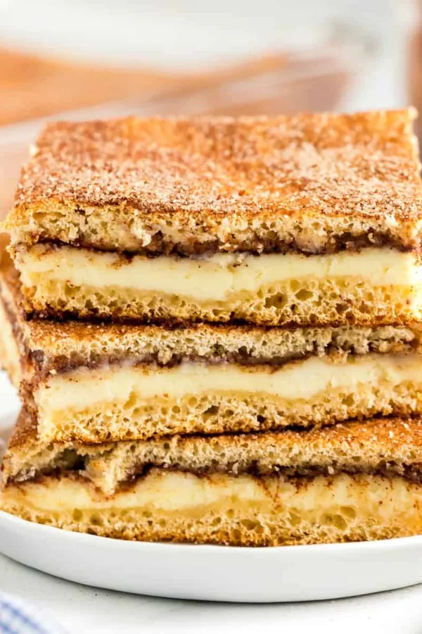 Cinnamon Sugar Cheesecake Bars
