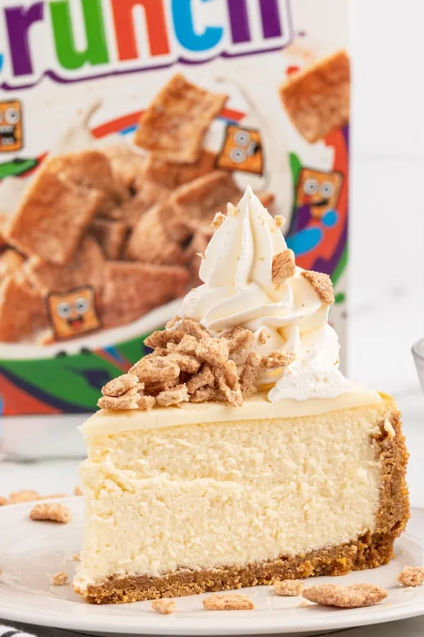 Cinnamon Toast Crunch Cheesecake
