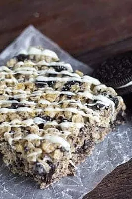 Cookies & Cream Rice Crispy Treats