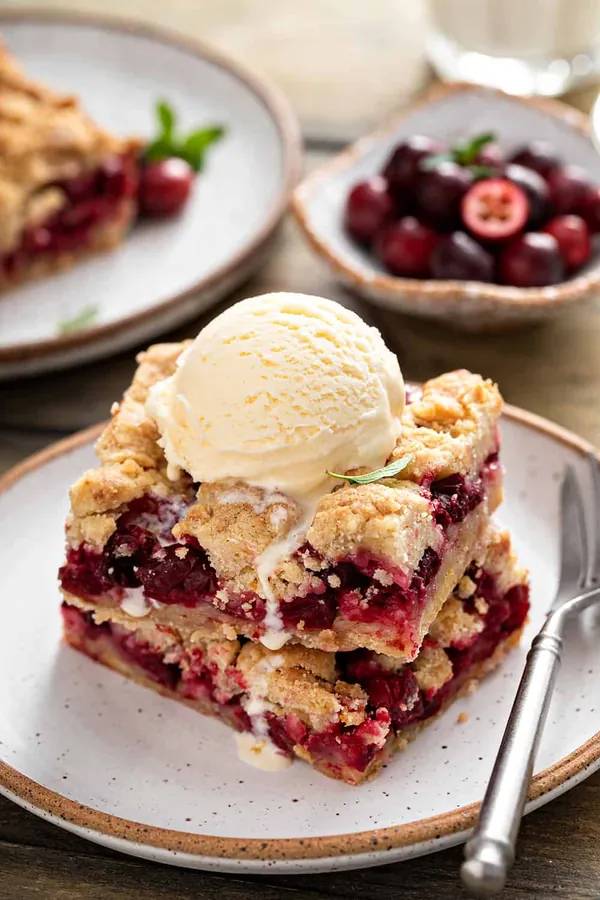 Cranberry Crumb Bars