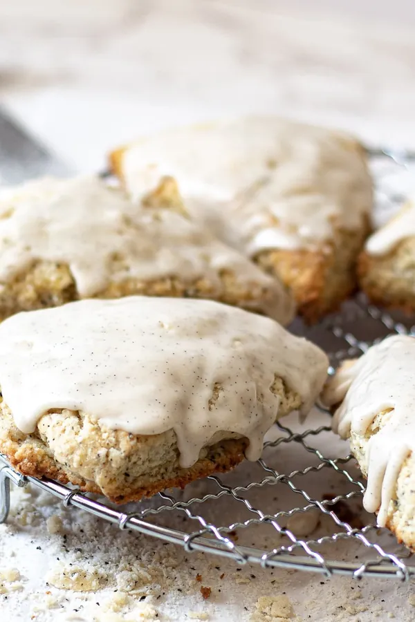 Earl Grey Scones Recipe with Vanilla Bean Glaze