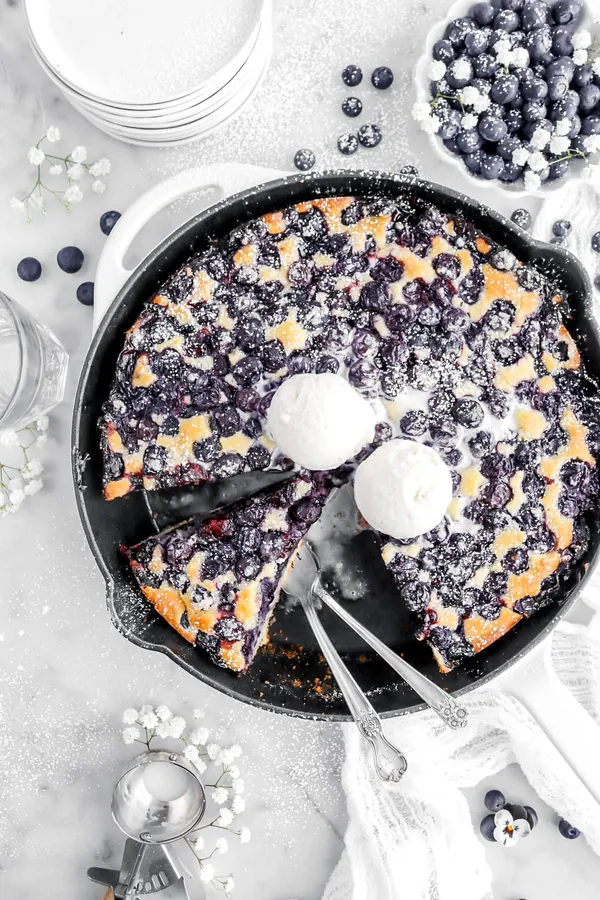 Easy Skillet Blueberry Cobbler