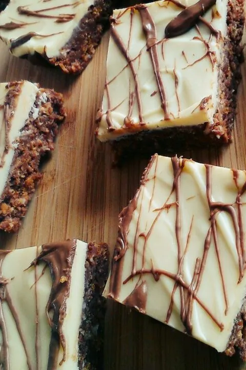 Honey and Milk Chocolate Bars