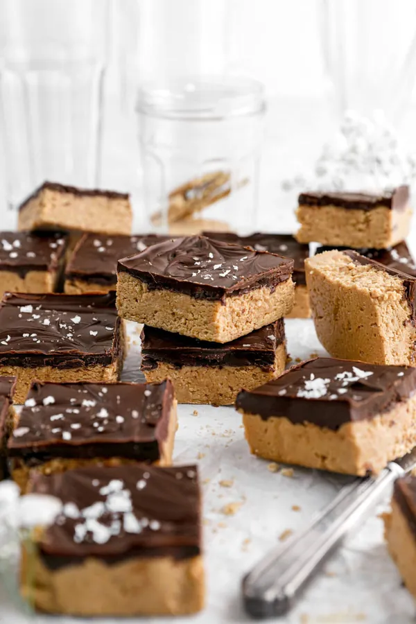 No Bake Chocolate Peanut Butter Bars