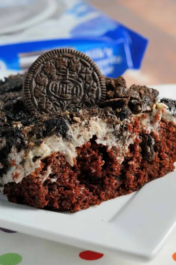 Oreo Poke Cake Recipe